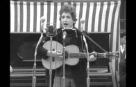 Mr.-Tambourine-Man-Live-at-the-Newport-Folk-Festival.-1964